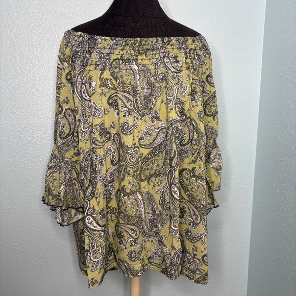 Cato Green Paisley Off the Shoulder Blouse - Picture 5 of 12